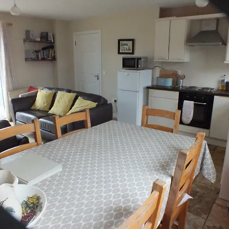 Cluain Uilinn * Милтаун-Малбей